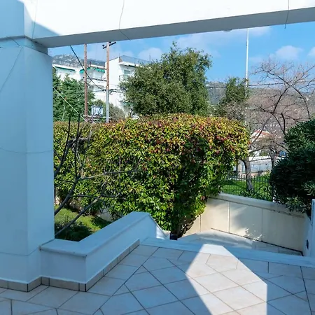 Garden View Beach House